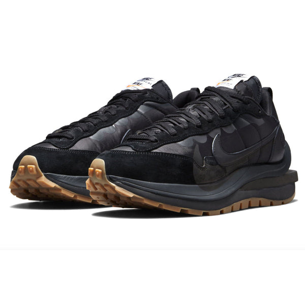 SACAI X NIKE VAPORWAFFLE 'BLACK GUM'